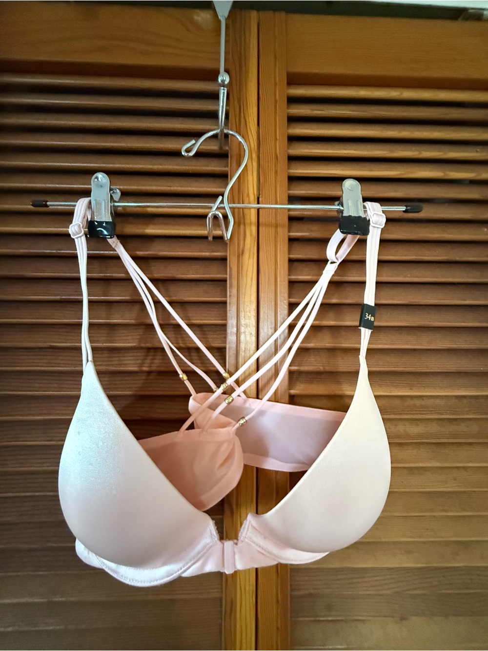 Light Pink Strappy Push-Up Bra -victoria’s Secret new tags on.
